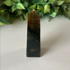💎 Moss Agate Crystal Tower (B)